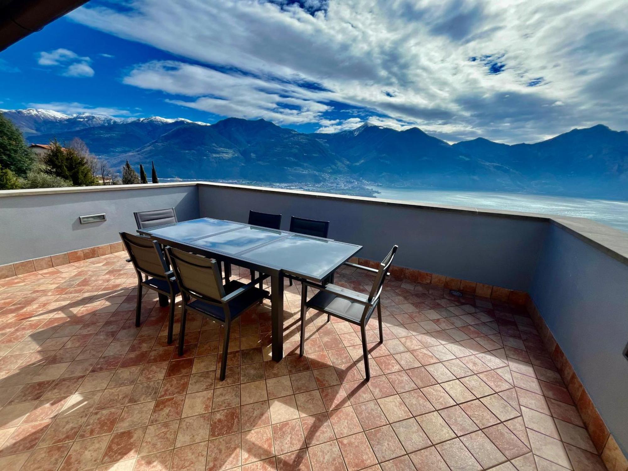Il Bacio Del Sole Apartment Lovere Exterior photo